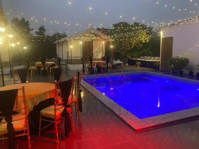 Luxury Farmhouse In Chhatarpur With Pool New Delhi Extérieur photo